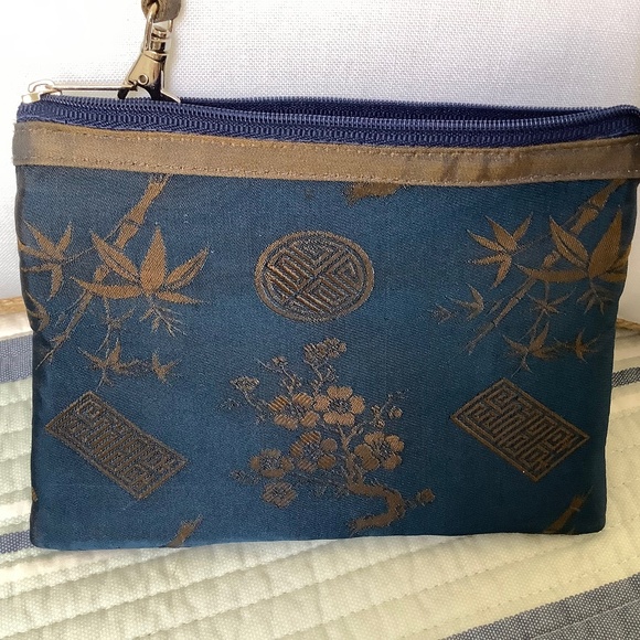 Cosmetic case, mini zippered purse jewelry case - Picture 4 of 7